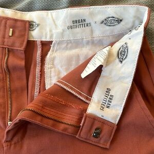 Women’s dickies 874 Work Pants in pink.